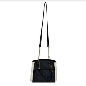 BETSEY JOHNSON Womens Heart Quilted Handbag Crossbody in Black & Cream